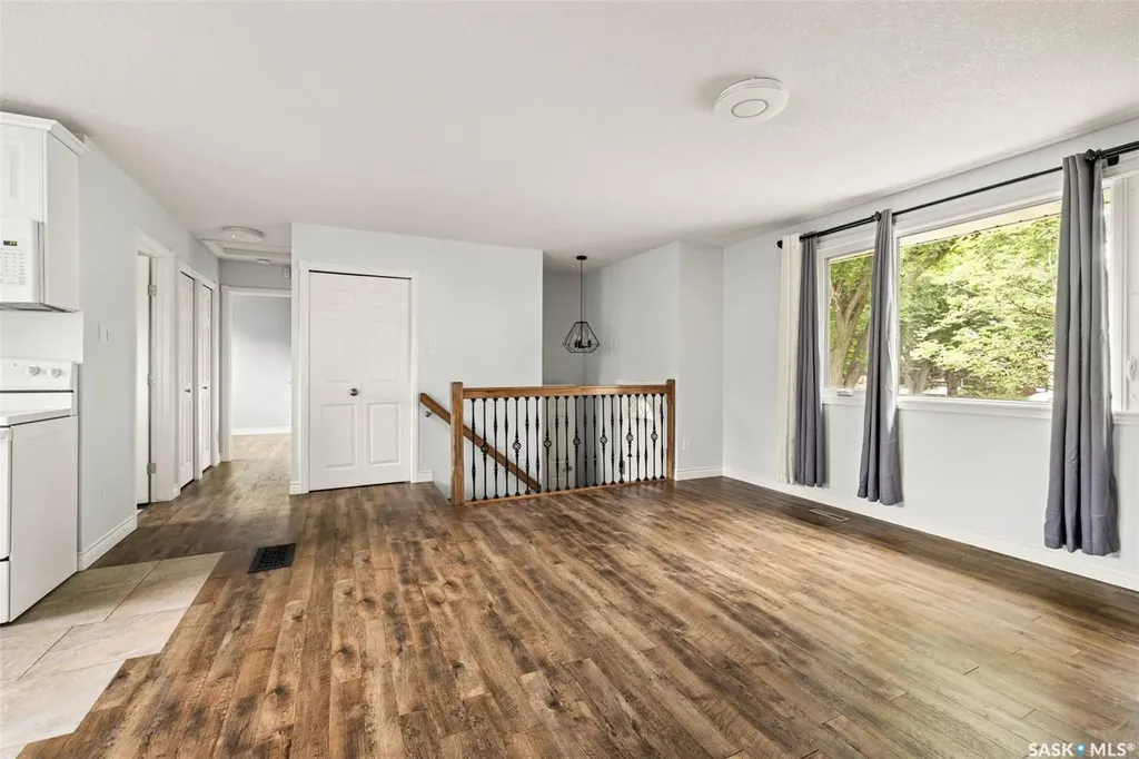 23 Boyce Street Regina SK S4R 6M3