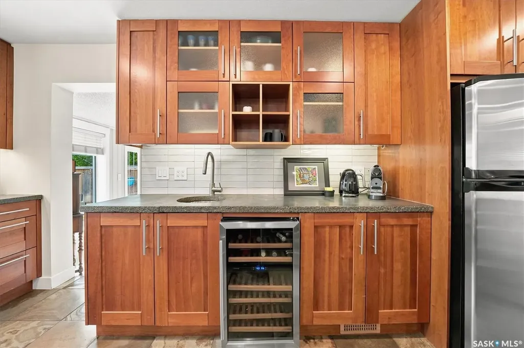 3834 Balfour Place Saskatoon SK S7H 3Z7