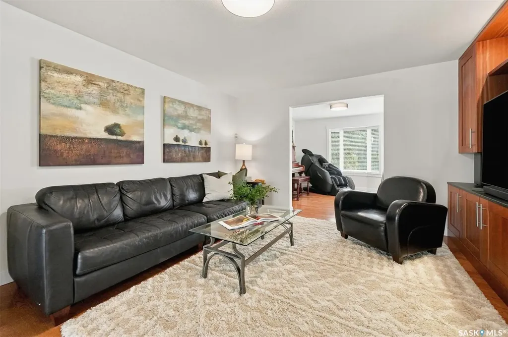 3834 Balfour Place Saskatoon SK S7H 3Z7
