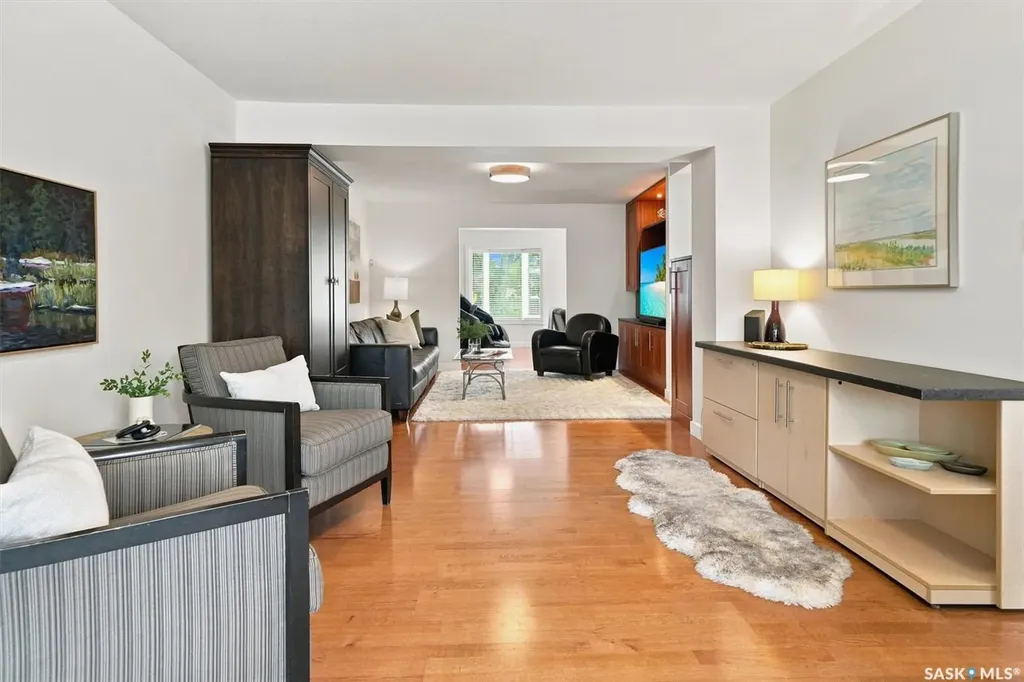 3834 Balfour Place Saskatoon SK S7H 3Z7
