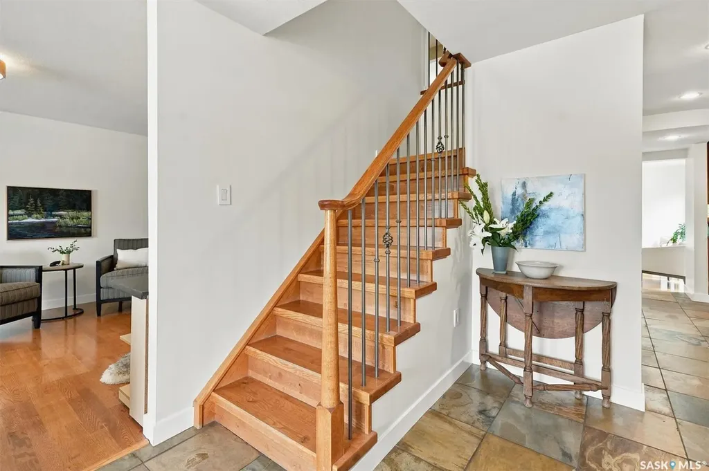 3834 Balfour Place Saskatoon SK S7H 3Z7
