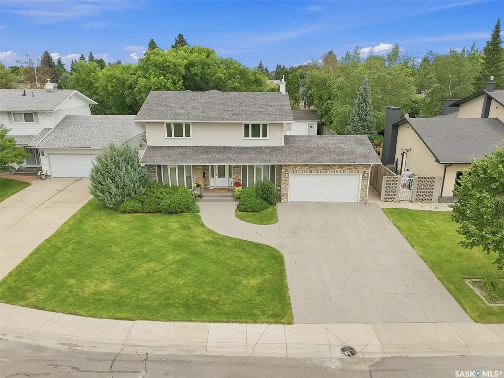 3834 Balfour Place Saskatoon SK S7H 3Z7