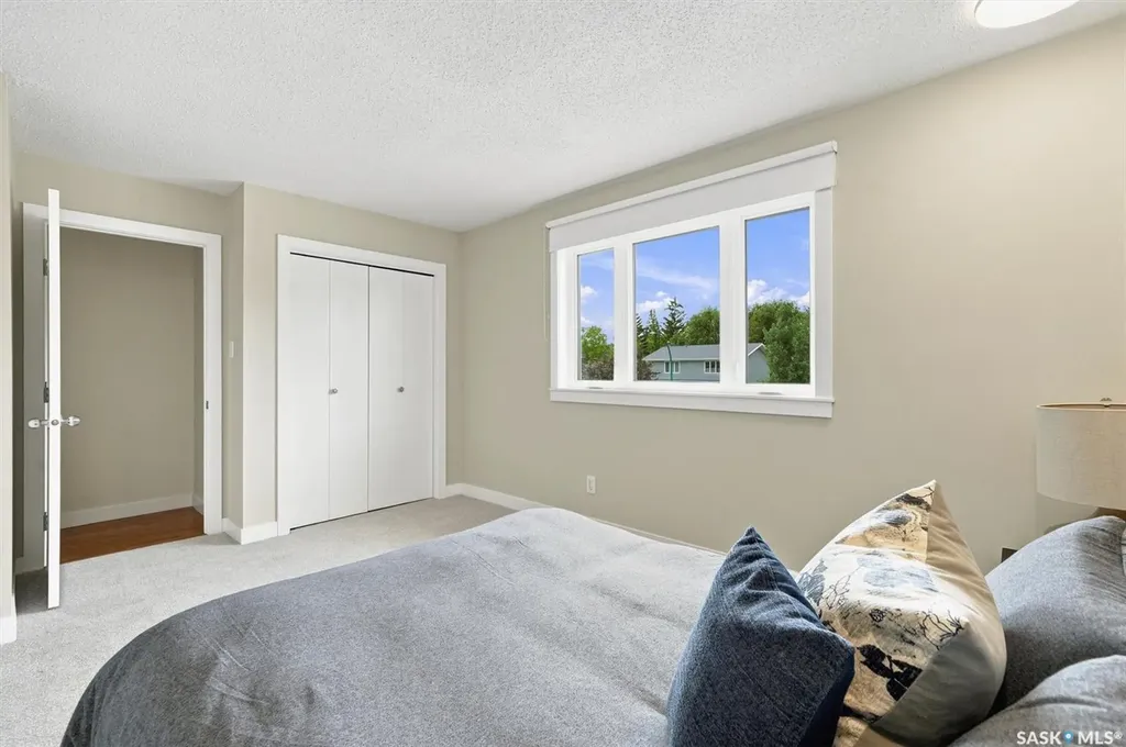 3834 Balfour Place Saskatoon SK S7H 3Z7