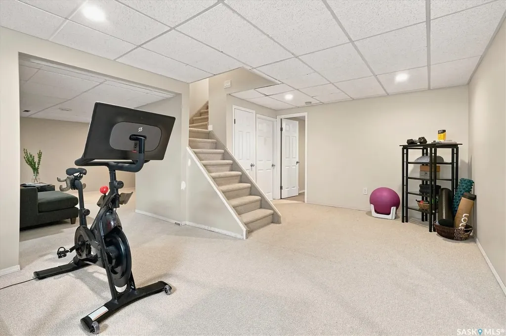 3834 Balfour Place Saskatoon SK S7H 3Z7