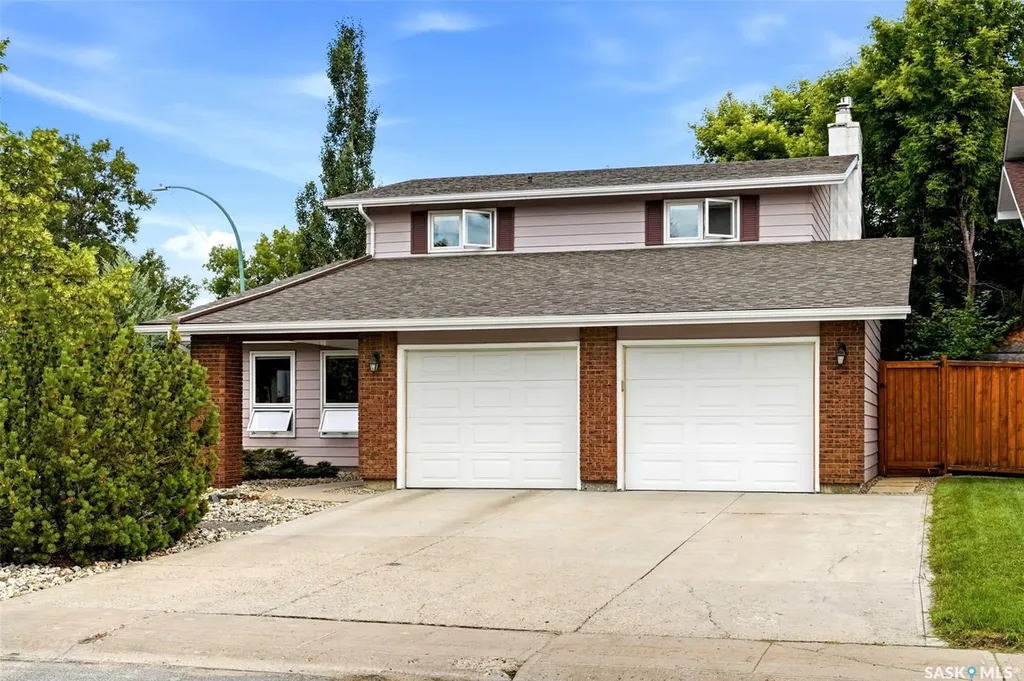 118 Lincoln Drive Regina SK S4S 6R3