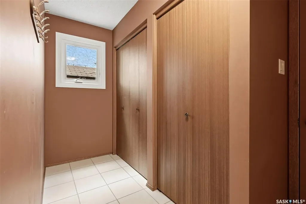 118 Lincoln Drive Regina SK S4S 6R3
