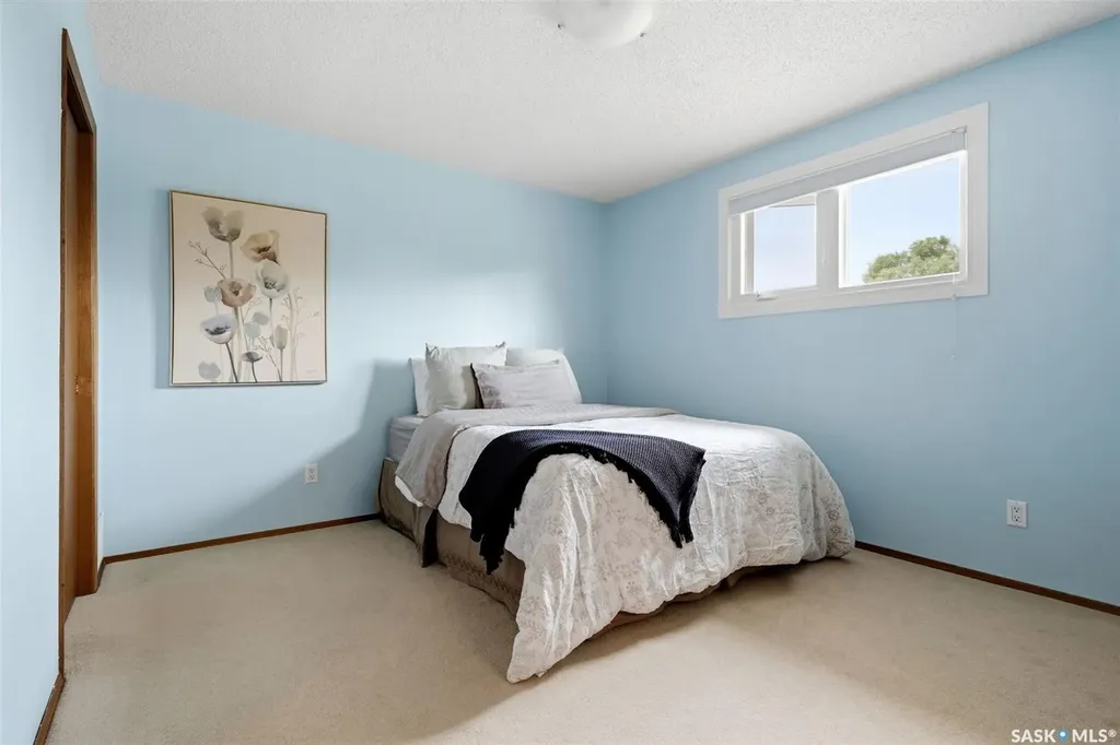 118 Lincoln Drive Regina SK S4S 6R3