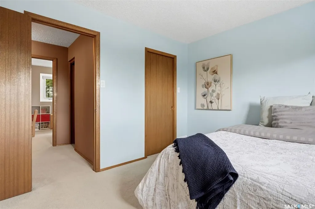 118 Lincoln Drive Regina SK S4S 6R3
