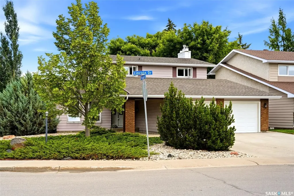 118 Lincoln Drive Regina SK S4S 6R3