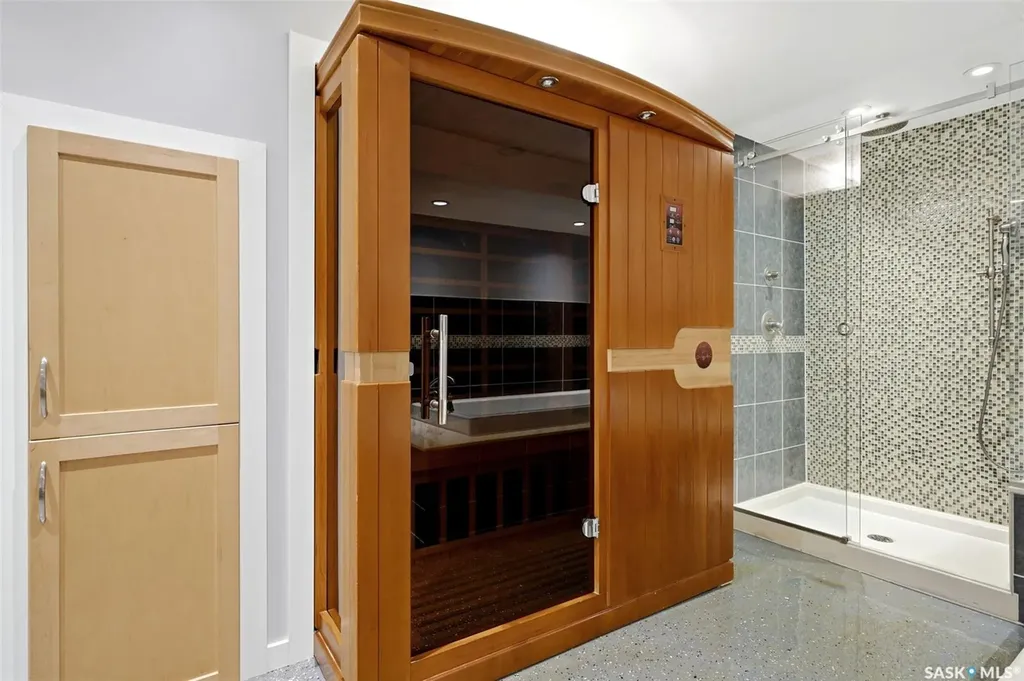 118 Lincoln Drive Regina SK S4S 6R3