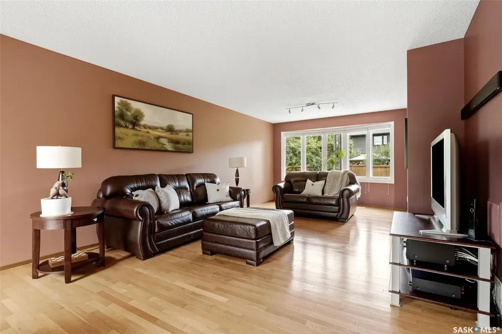 118 Lincoln Drive Regina SK S4S 6R3