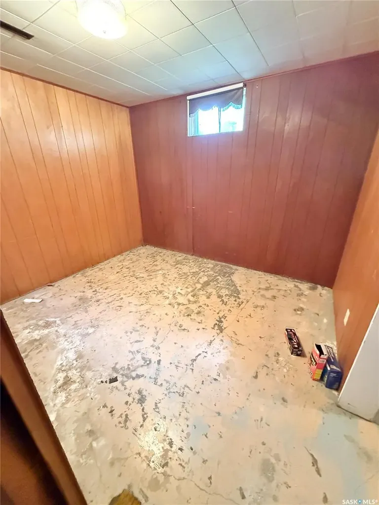 1117 Hartney Avenue Weyburn SK S4H 0L9
