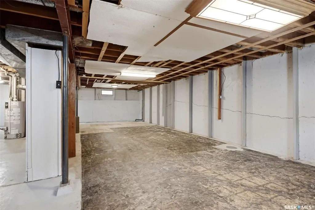1631 Macpherson Avenue Regina SK S4S 4E1