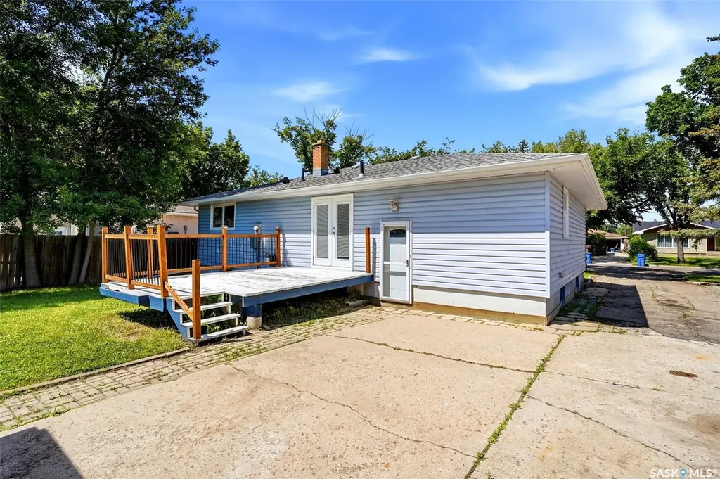 1631 Macpherson Avenue Regina SK S4S 4E1