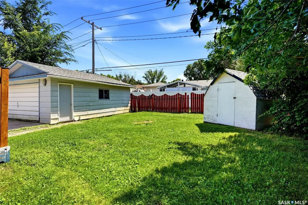 1631 Macpherson Avenue Regina SK S4S 4E1
