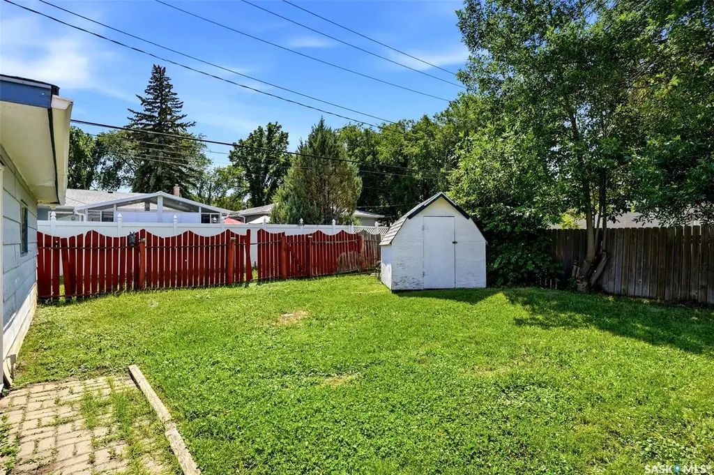 1631 Macpherson Avenue Regina SK S4S 4E1
