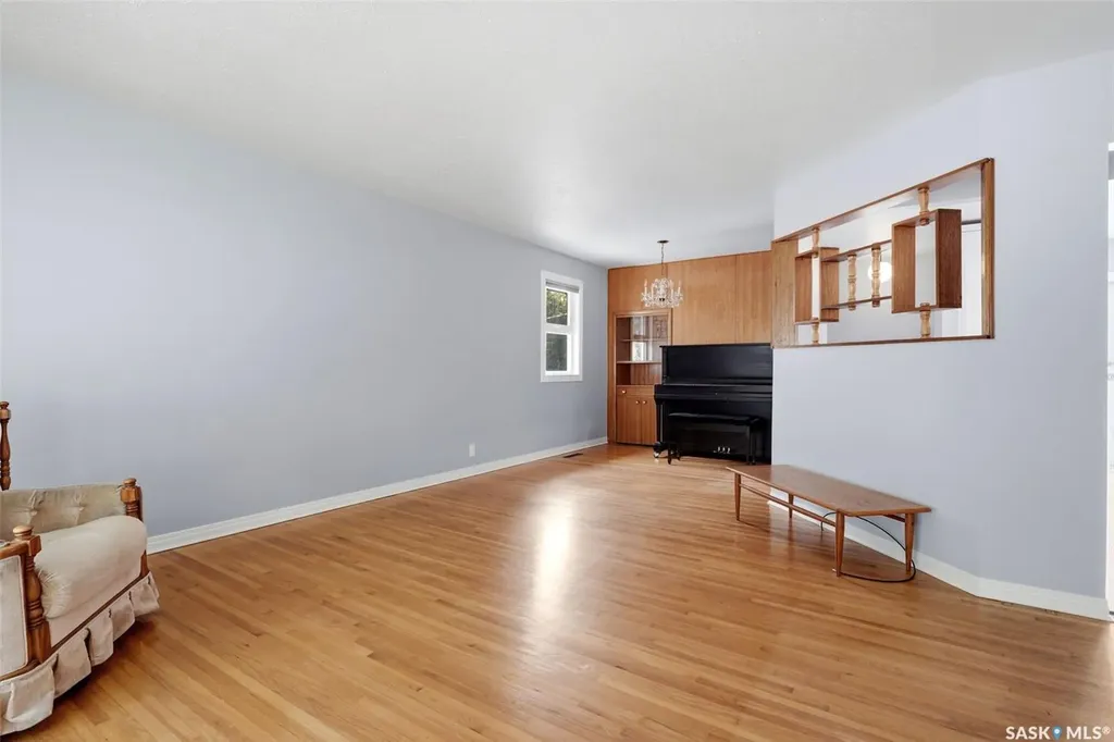 1631 Macpherson Avenue Regina SK S4S 4E1