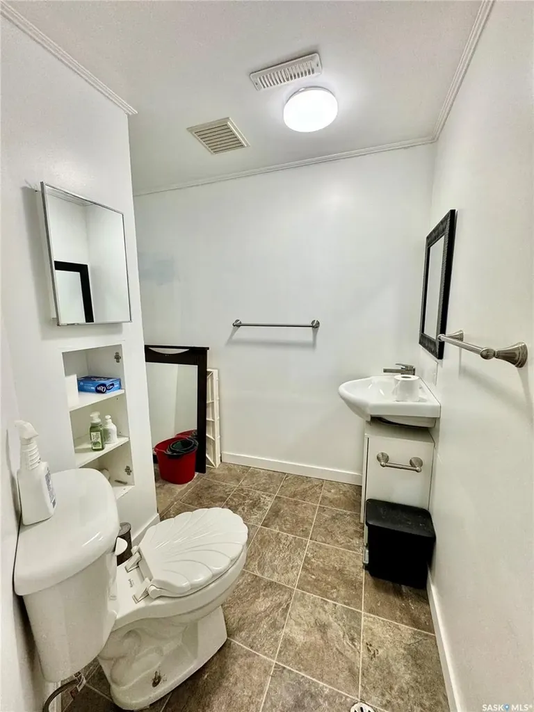553 26th Street E Prince Albert SK S6V 1V4