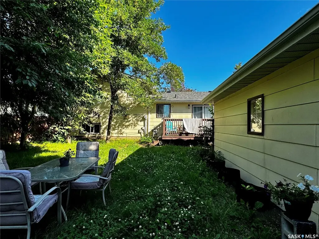 3554 Fairlight Drive Saskatoon SK S7M 4T3