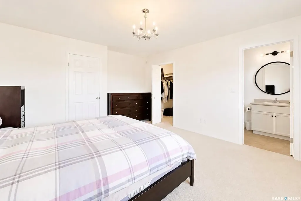 338 Stensrud Road Saskatoon SK S7W 1B4