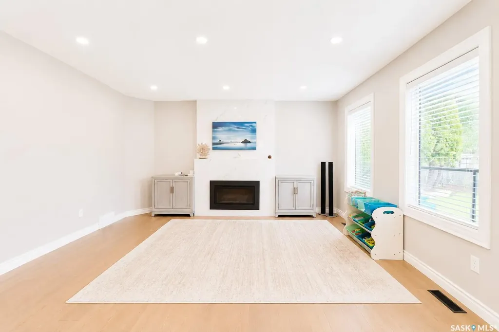 338 Stensrud Road Saskatoon SK S7W 1B4