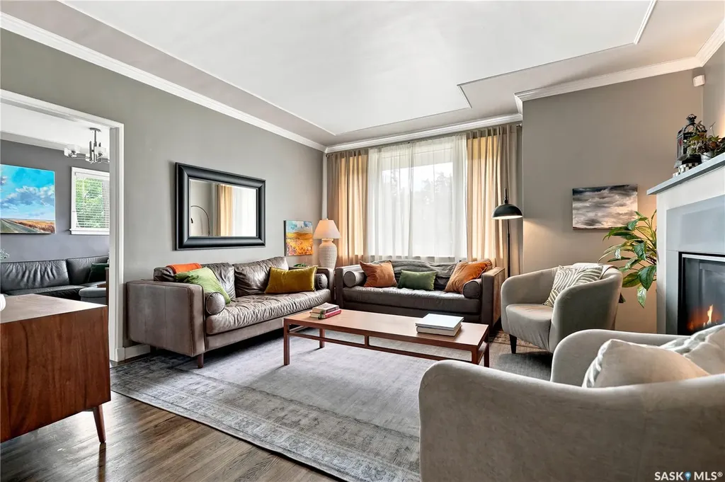 627 12th Street E Saskatoon SK S7N 0H3