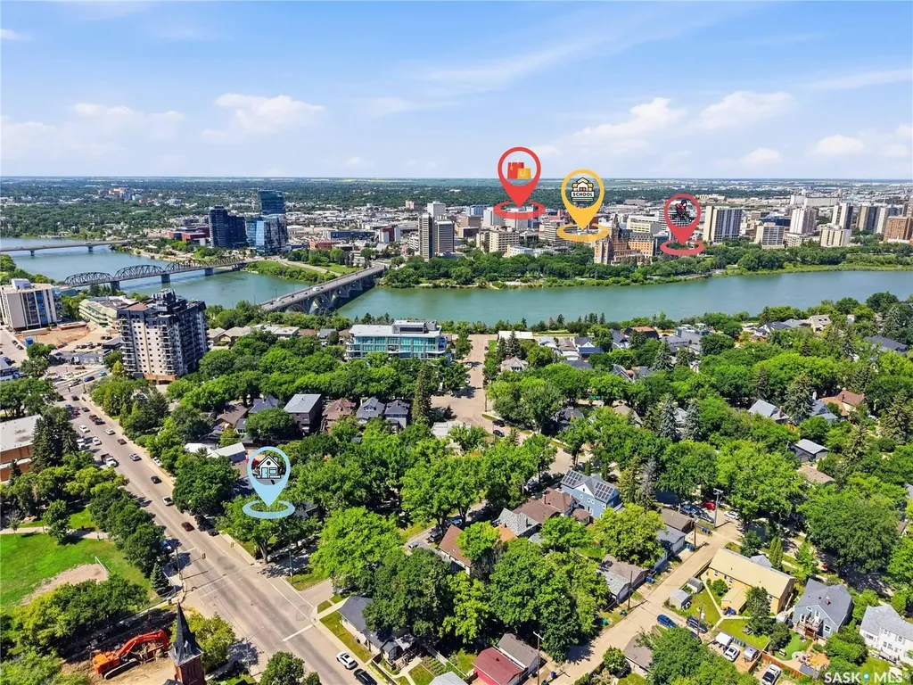 627 12th Street E Saskatoon SK S7N 0H3