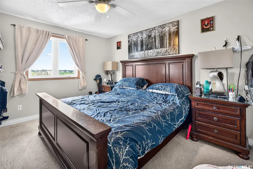 1355 Manitou Crescent Moose Jaw SK S6H 7C4