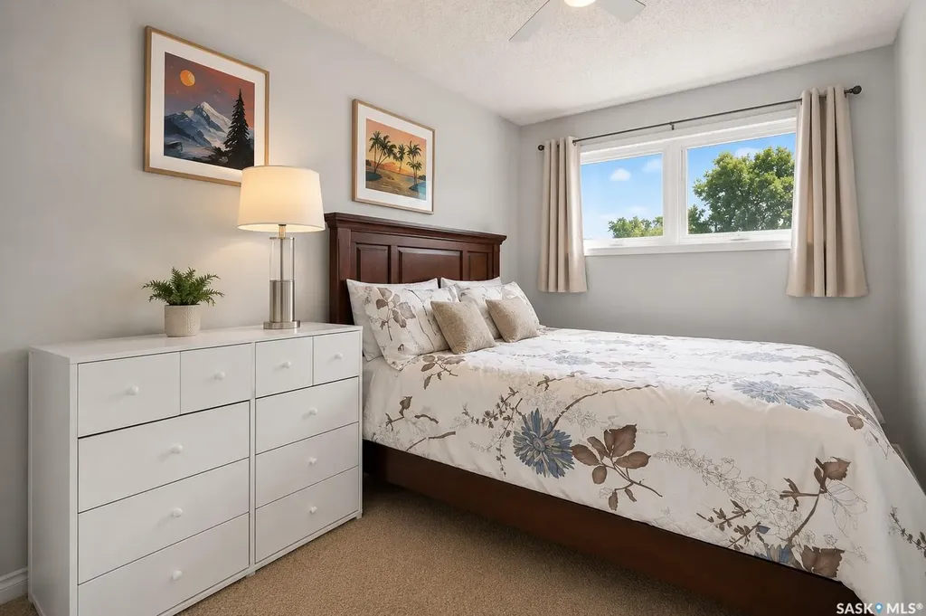 1355 Manitou Crescent Moose Jaw SK S6H 7C4