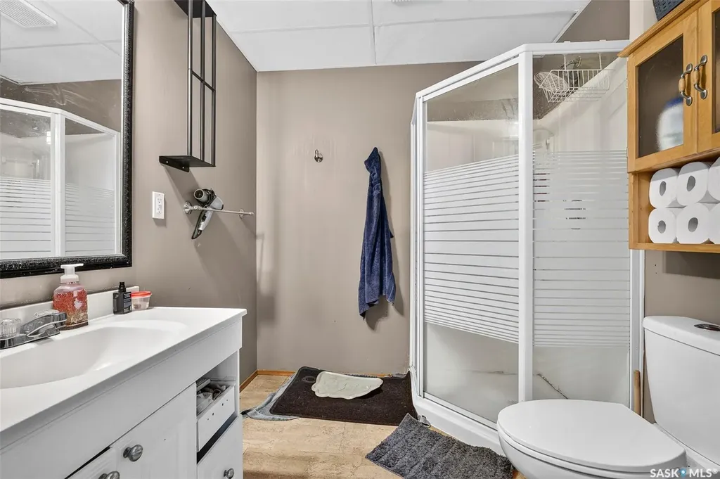 1355 Manitou Crescent Moose Jaw SK S6H 7C4