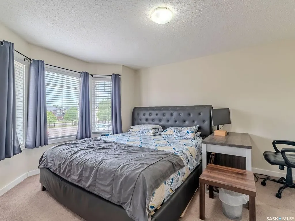 135 Ashworth Crescent Saskatoon SK S7T 0N1
