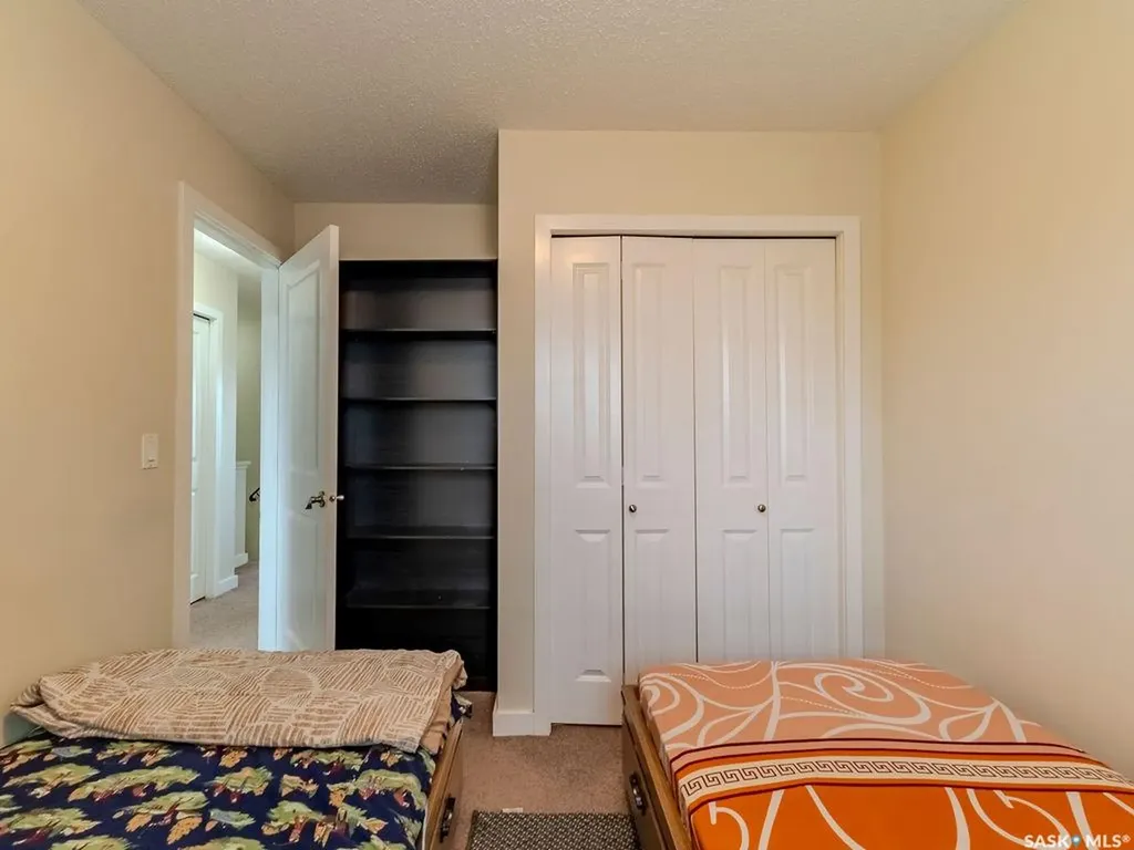 135 Ashworth Crescent Saskatoon SK S7T 0N1