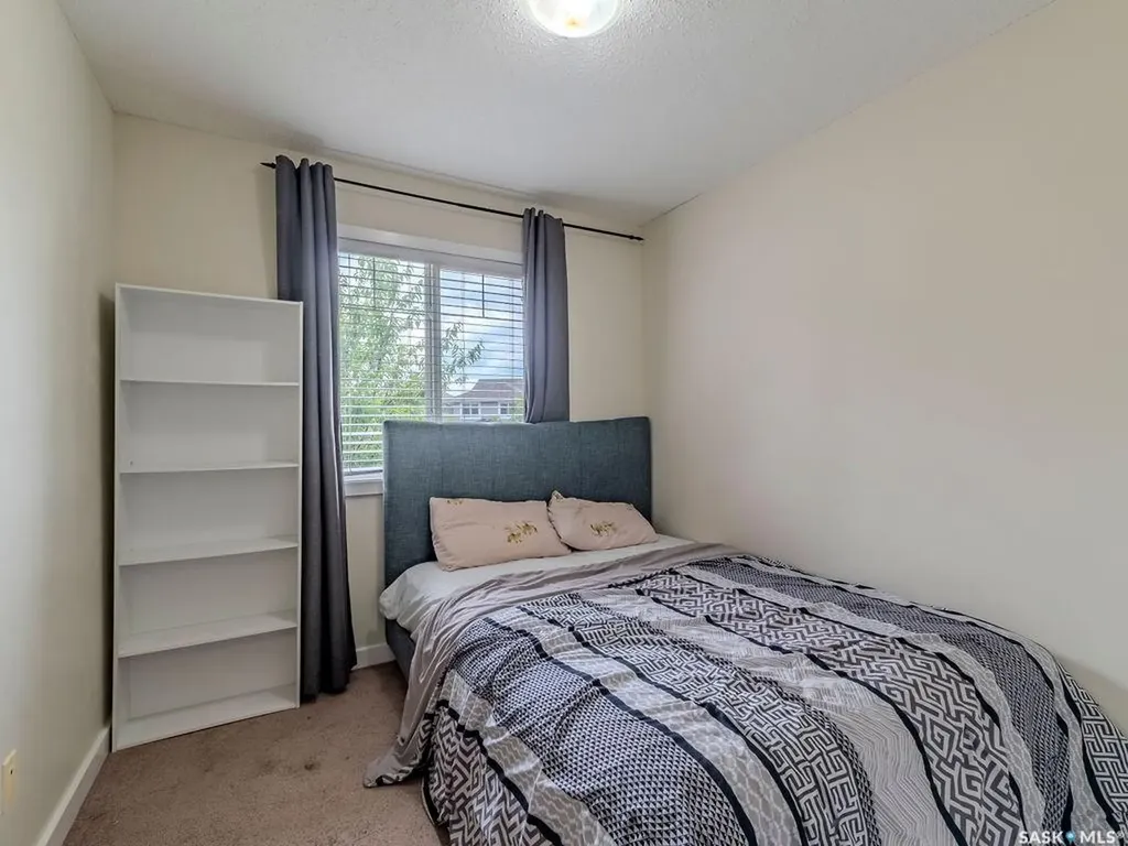 135 Ashworth Crescent Saskatoon SK S7T 0N1
