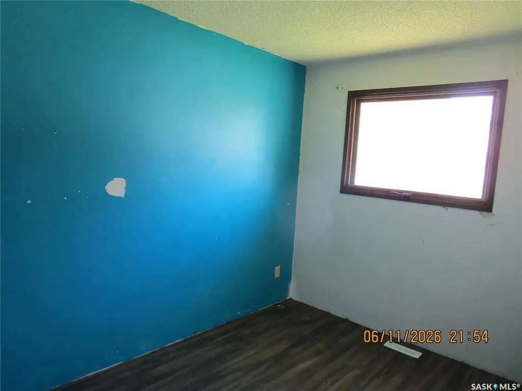 504 4th Avenue W Assiniboia SK S0H 0B0