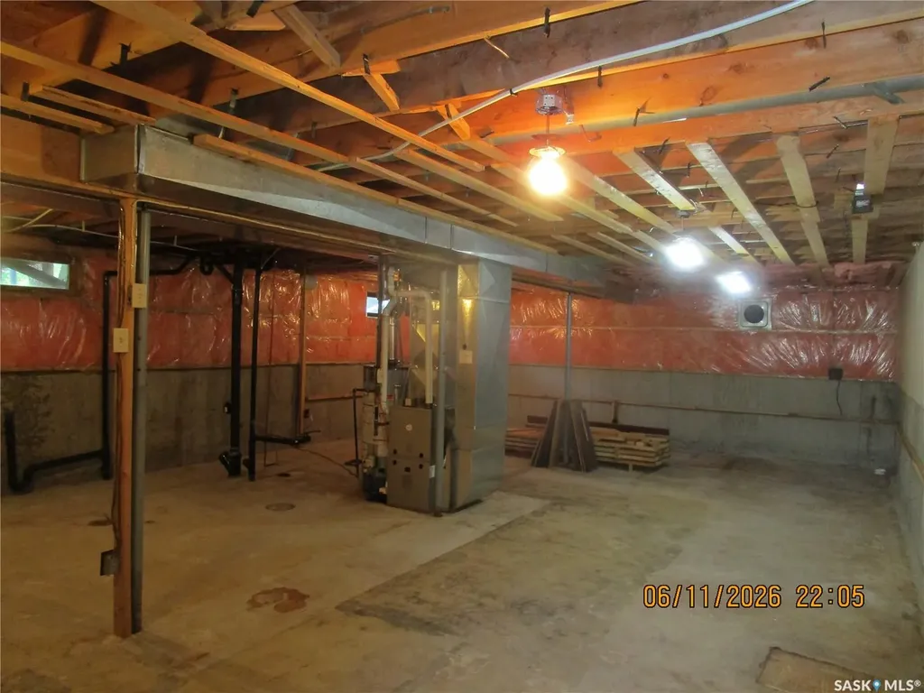 504 4th Avenue W Assiniboia SK S0H 0B0