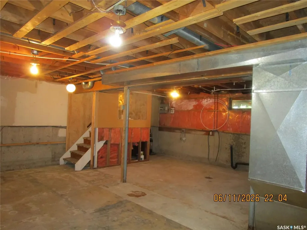 504 4th Avenue W Assiniboia SK S0H 0B0