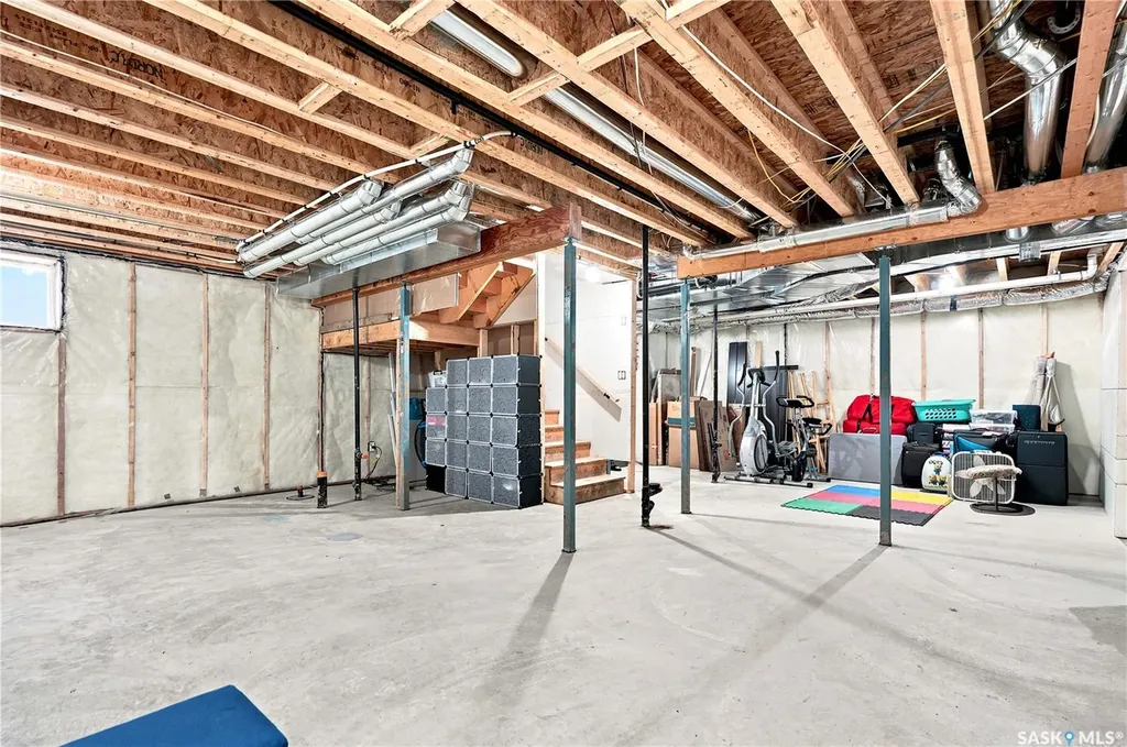 530 Taskamanwa Street Saskatoon SK S7V 1P8