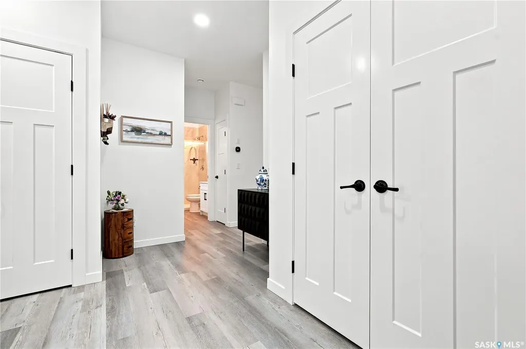 530 Taskamanwa Street Saskatoon SK S7V 1P8