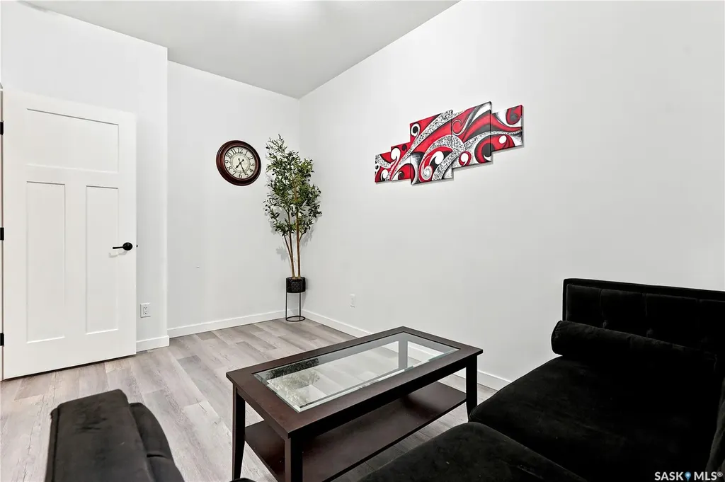 530 Taskamanwa Street Saskatoon SK S7V 1P8