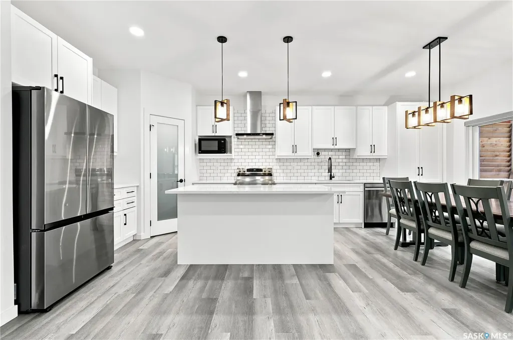 530 Taskamanwa Street Saskatoon SK S7V 1P8