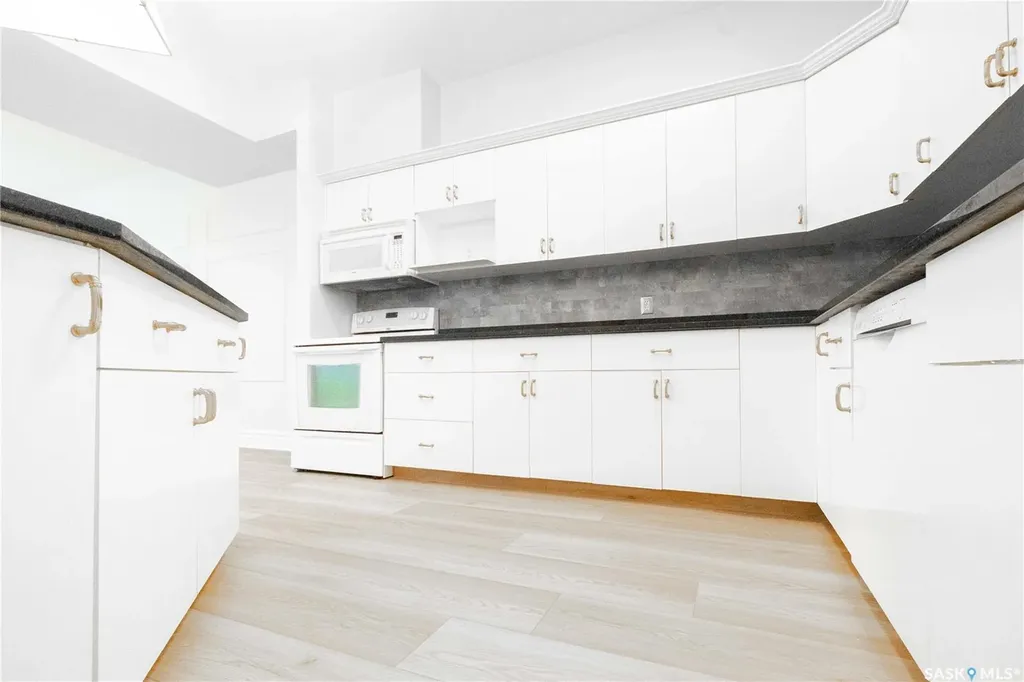 1839 Scarth Street Regina SK S4P 2G9