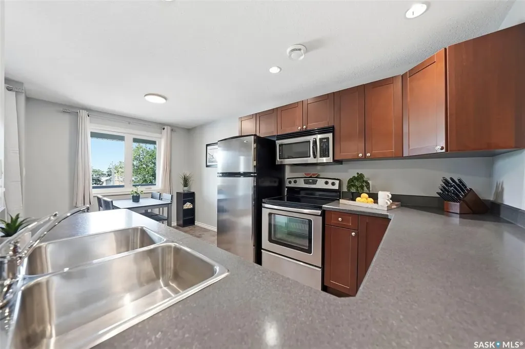 515 28th Street E Prince Albert SK S6V 1X8