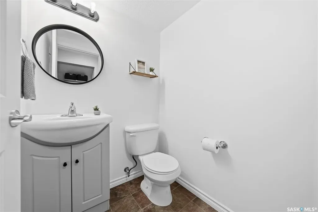 515 28th Street E Prince Albert SK S6V 1X8