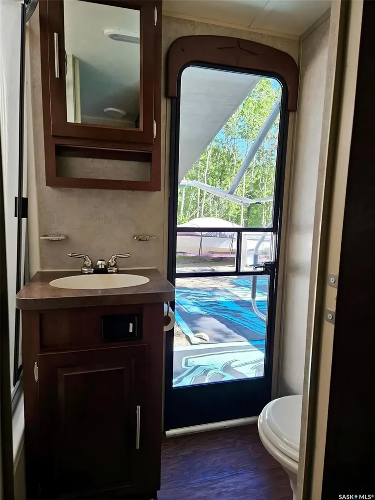 402 Aspen Street Lake Lenore Rm No. 399 SK S0K 2J0
