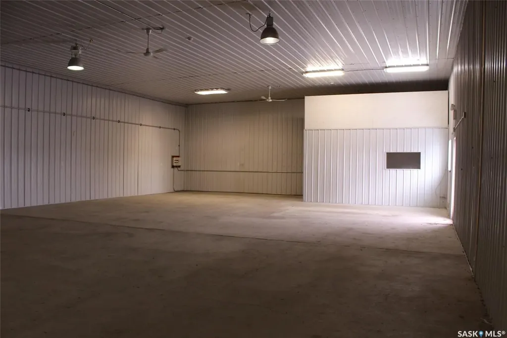 701 37 Highway Shaunavon SK S0N 2M0