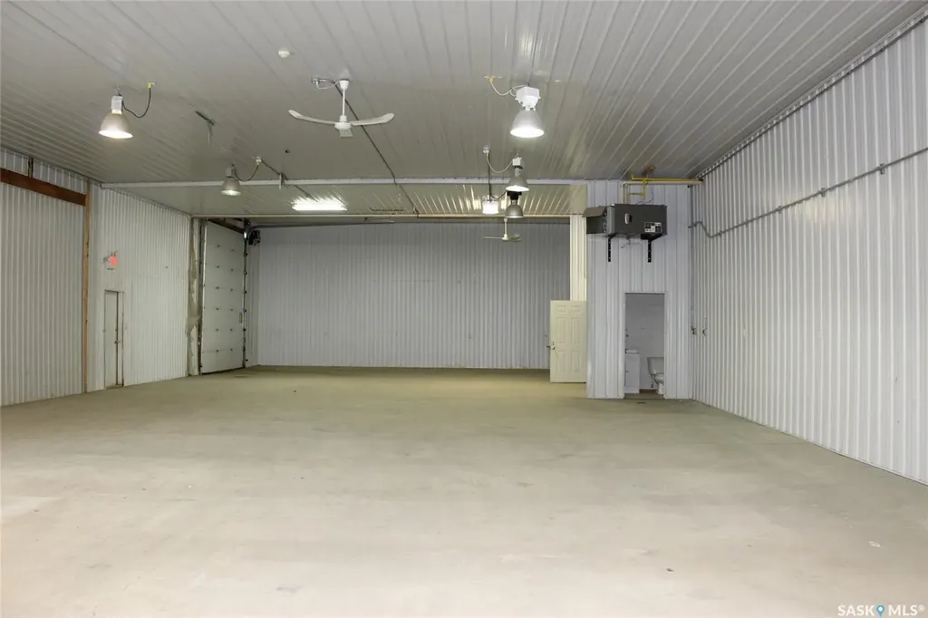 701 37 Highway Shaunavon SK S0N 2M0