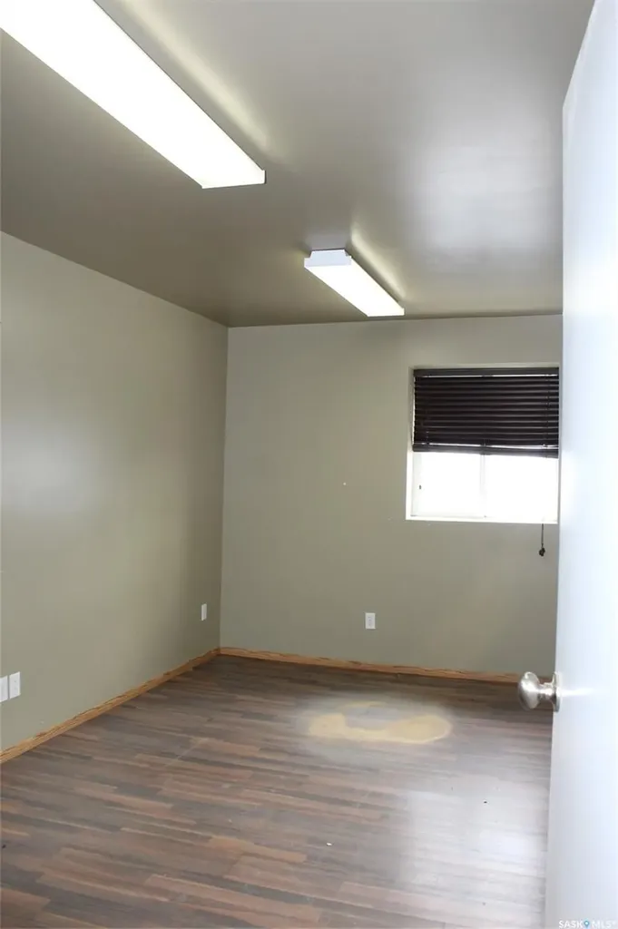 701 37 Highway Shaunavon SK S0N 2M0