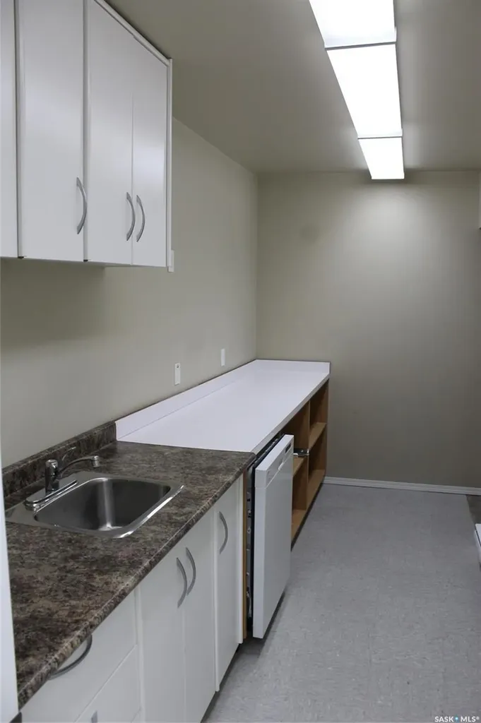 701 37 Highway Shaunavon SK S0N 2M0
