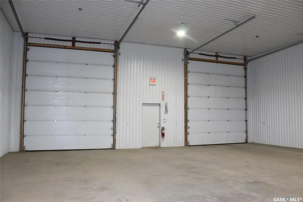 701 37 Highway Shaunavon SK S0N 2M0