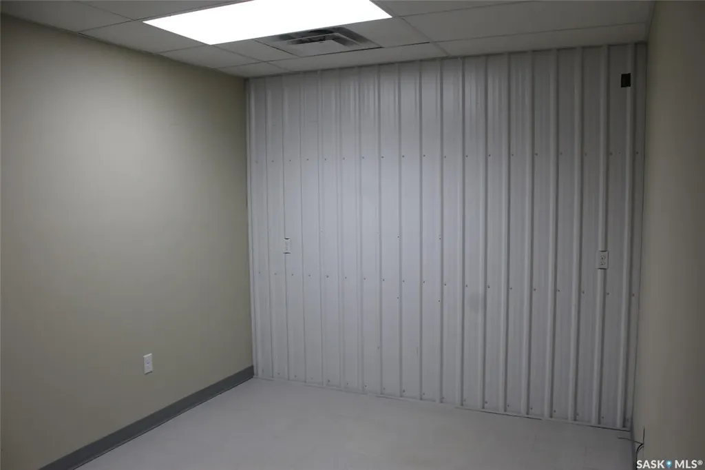 701 37 Highway Shaunavon SK S0N 2M0